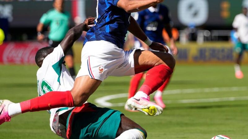Wegen Mbappé-Szene: „Absolutes Rätsel und skandalös“ – Müller schimpft über Schiri beim Frankreich-Sieg