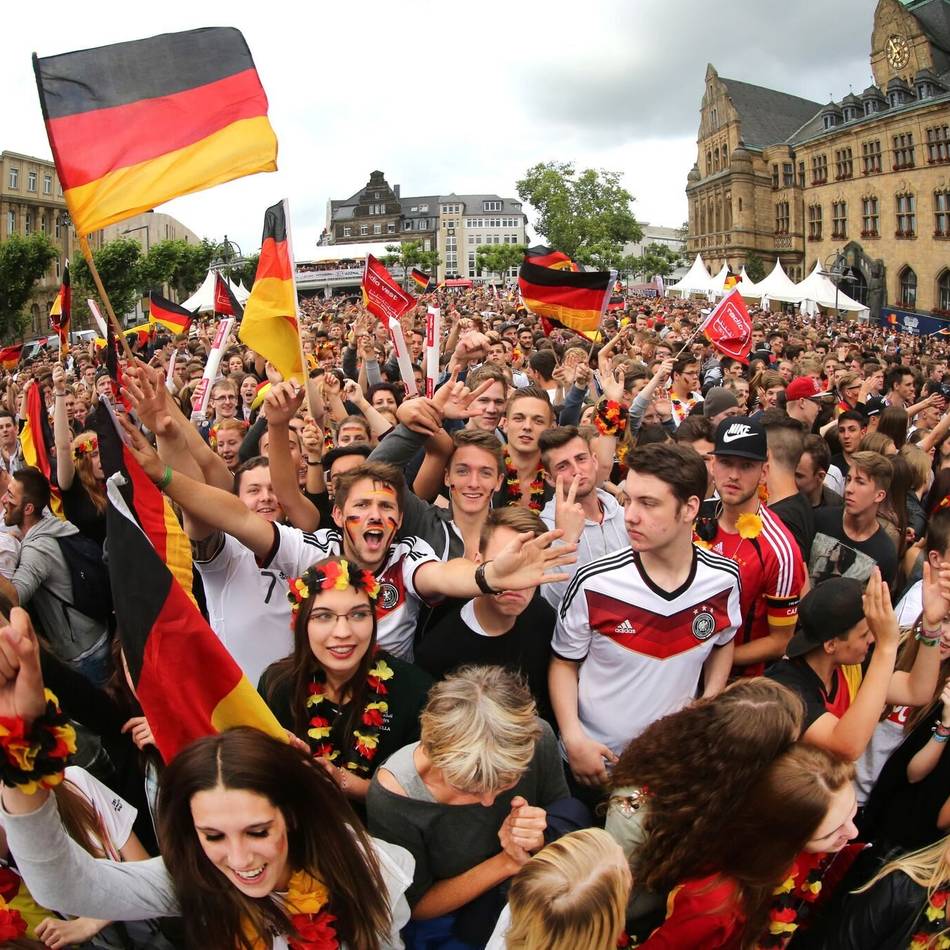 Fan-Zonen und Autokorsos: So ist die Sicherheitslage in NRW während der Fußball-WM 2026