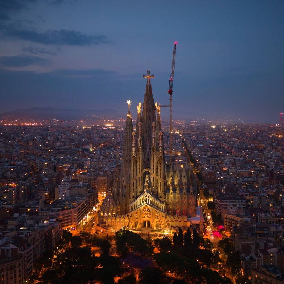 Höchster Kirchturm der Welt: Was Henkel mit der Sagrada Família zu tun hat