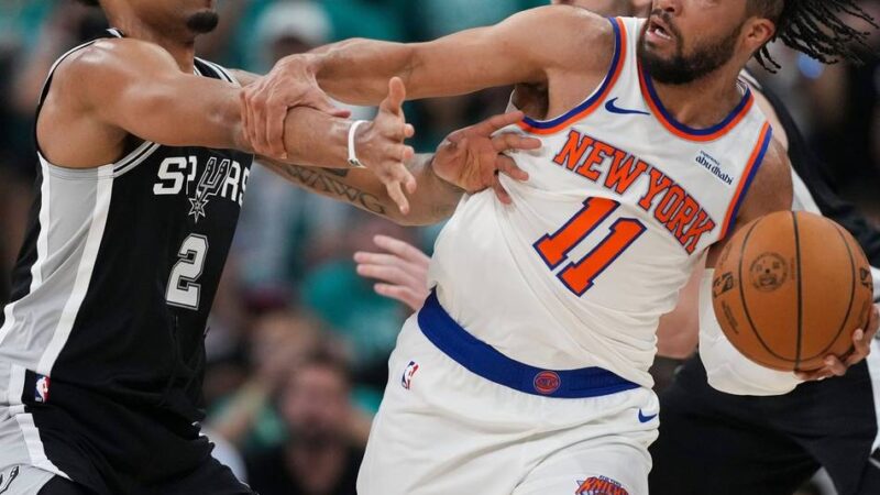 Basketball: Flitzer bei NBA-Finals: Knicks gewinnen Auftakt gegen Spurs