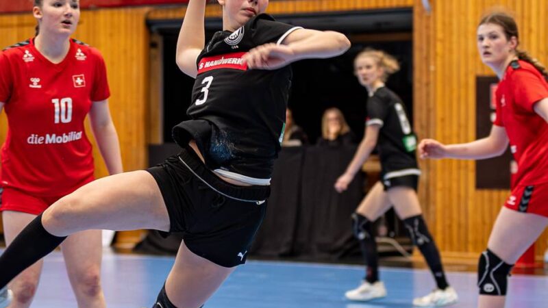 Turnerschaft-Talent im Einsatz: Mia Hinz will sich mit der U16 des DHB den olympischen Traum erfüllen