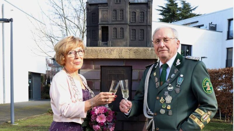 Brauchtum in Dormagen: Königin Anne I. regiert beim Horremer Schützenfest