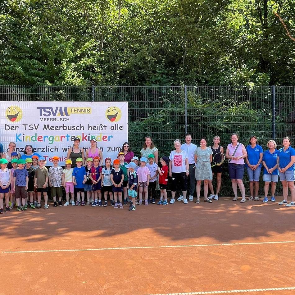 Kinder in Meerbusch: Tenniscamp mit Teilnehmerrekord
