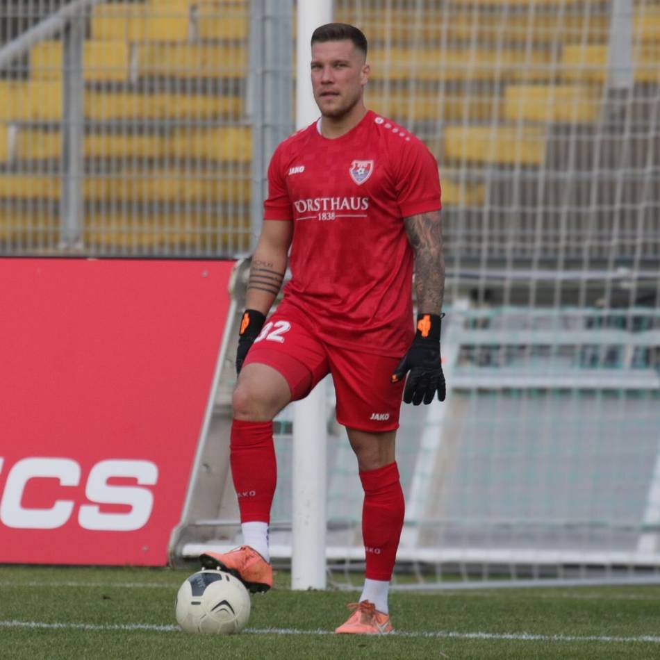 Torhüter-Transfer: Möllering wechselt aus Uerdingen innerhalb der Liga