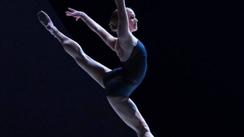 Ballett „Signaturen“: Van Manens Erbe und Dawsons Dunkelheit in Duisburg
