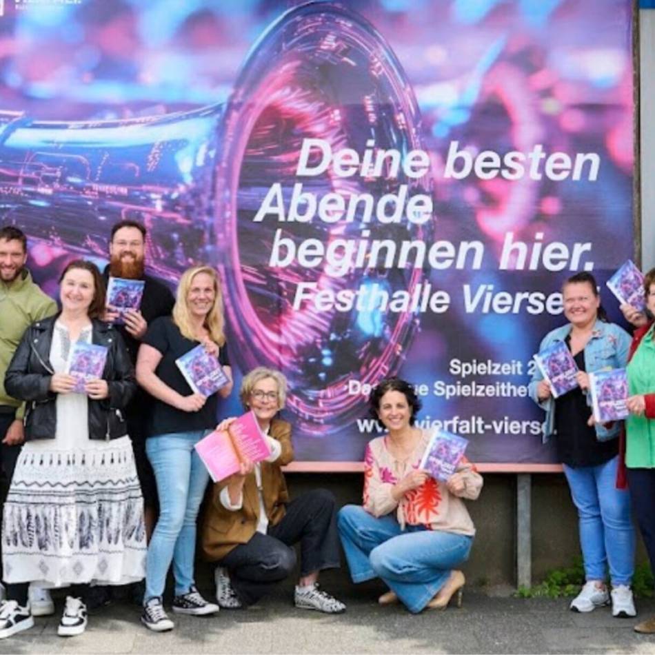 Neues Spielzeitheft 2026/2027: Viersen lockt mit Stars, großen Sinfonien und coolem Jazz