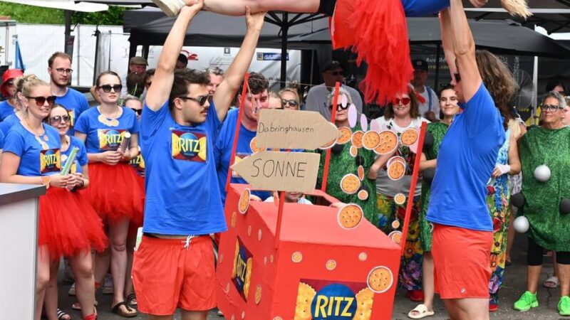 Schubkarrenrennen Dabringhausen: Dhünntalschule und Rut-Wieß gewinnen Wanderpokal