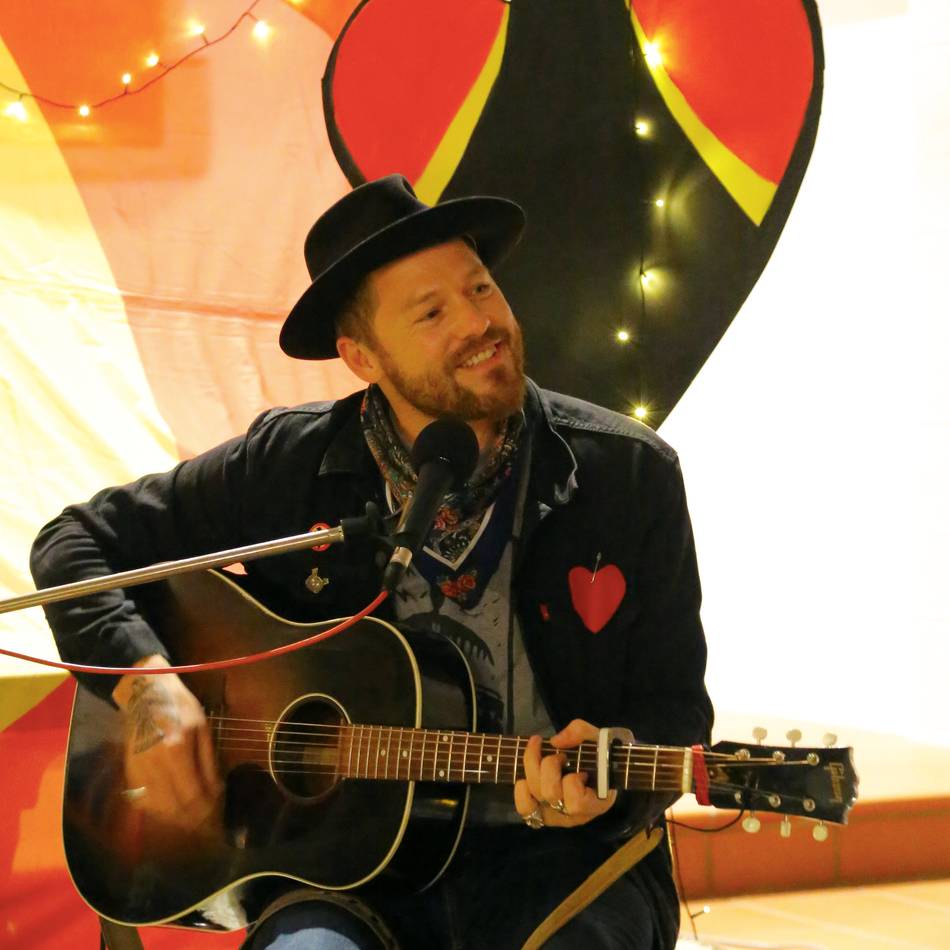 Konzert in Budberg: Preisgekrönter Kanadier Matt Epp spielt in der Kirche