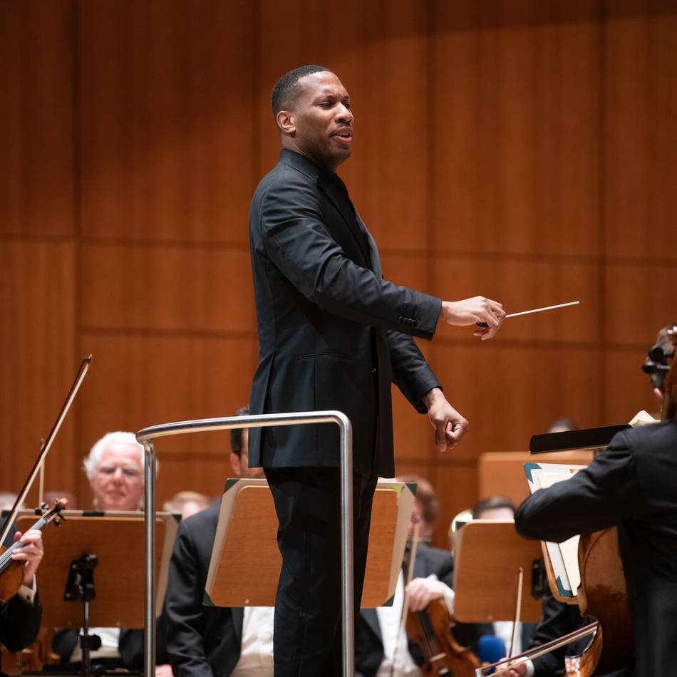 Philharmonisches Konzert in Duisburg: Held ohne Eroica – ein Abend voller Heldentöne