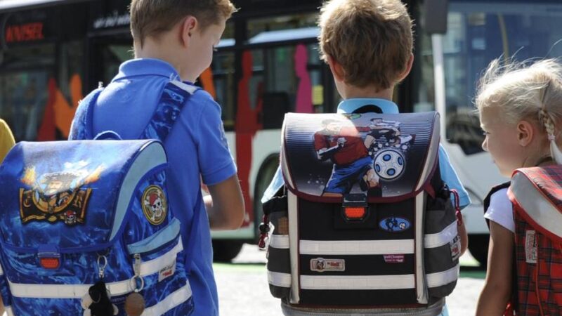 Nach heftigem Schlagabtausch im Stadtrat: Kehrtwende beim Deutschlandticket für Düsseldorfer Schüler