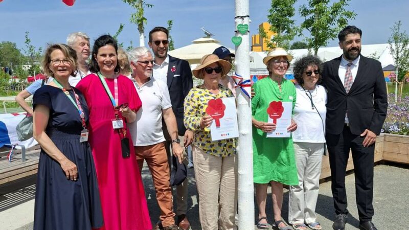 Aus der Neusser Partnerstadt Châlons-en-Champagne: Eine Baumspende als Symbol der Freundschaft