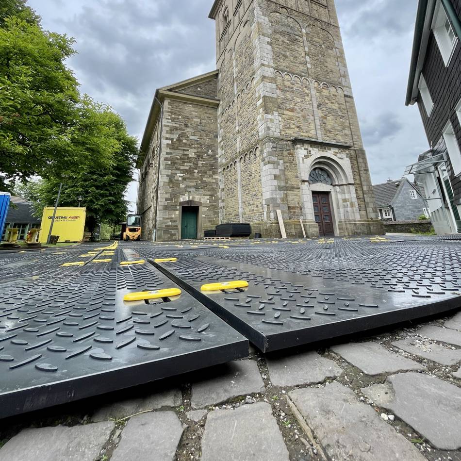 Baudenkmal in Wermelskirchen: Der Kirchturm bekommt ein Gerüst