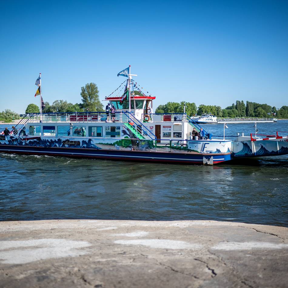 Zwischen Meerbusch und Düsseldorf: Die Rheinfähre ist gerettet – wenn die Meerbuscher Politik zustimmt