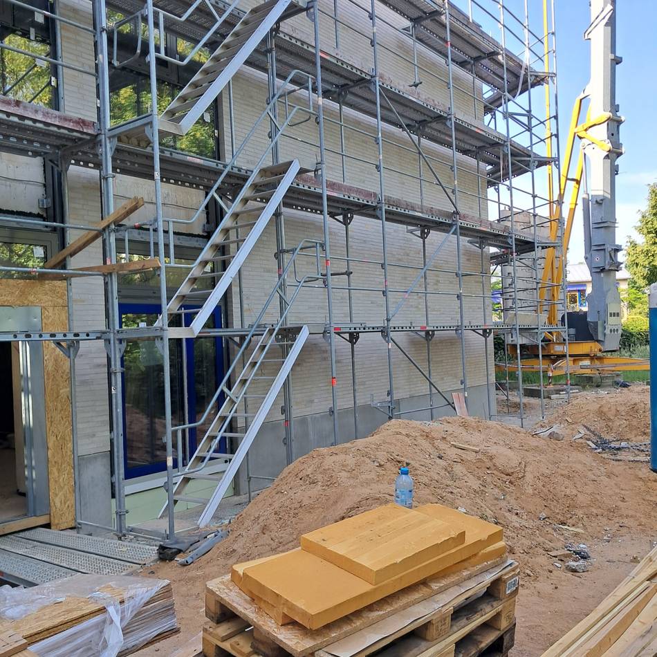 Bauarbeiten in Jüchen verzögern sich: Erst nach den Herbstferien können die Gymnasiasten in die neuen Klassenzimmer