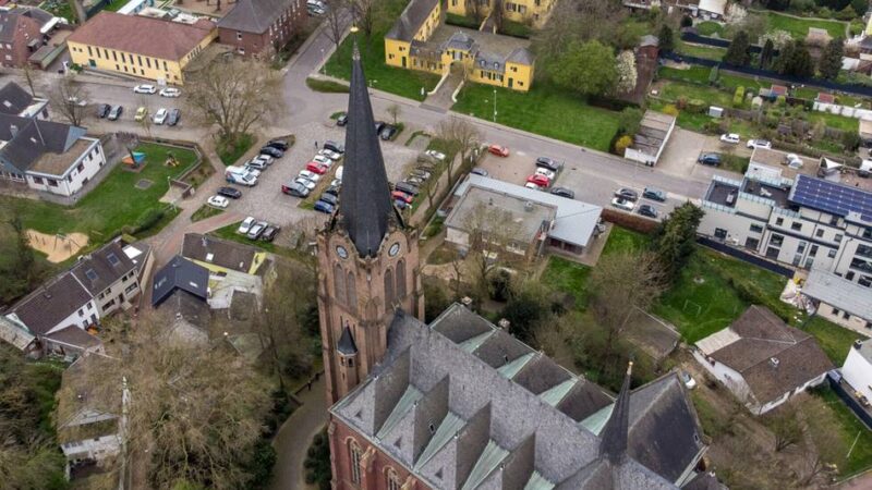 Kirchenkonzert in Jüchen: Musikalische Gäste aus England