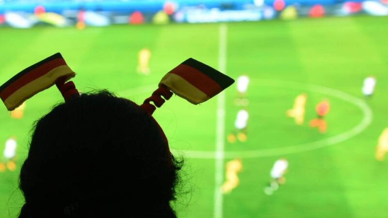 Begegnungsstätte Niederkrüchten: Gemeinsam Fußball schauen, trotz später Anstoßzeiten