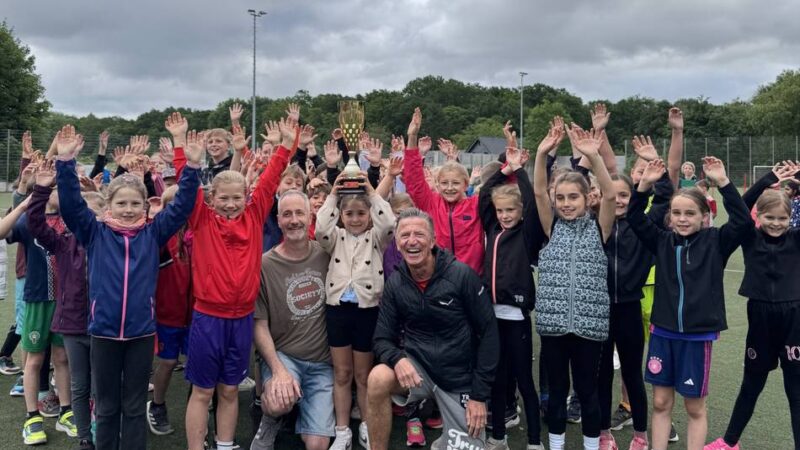 Sportlich unterwegs: Bundesjugendspiele mit sportlichem Zwischenprogramm