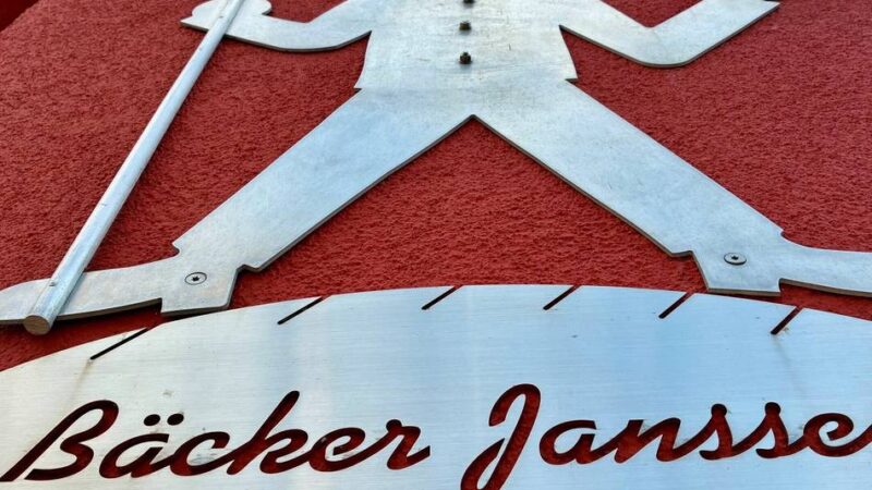 Emmericher Familiennamen erklärt: Jansen, Köster, Derksen – welche Namen besonders häufig in Emmerich sind