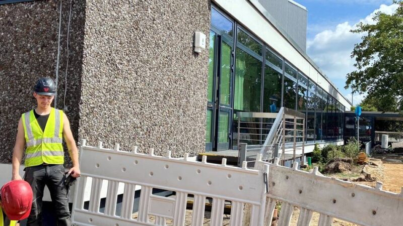 Kulturbetrieb Emmerich: Stadttheater zieht für ein Jahr in die Schulaula um