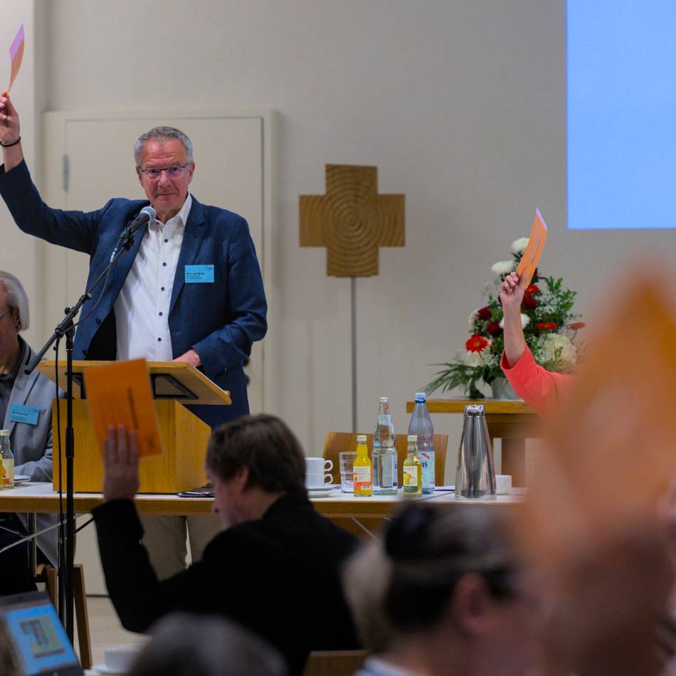 Synode in Kamp-Lintfort: Wie der Kirchenkreis Hinweise auf sexuelle Gewalt sucht