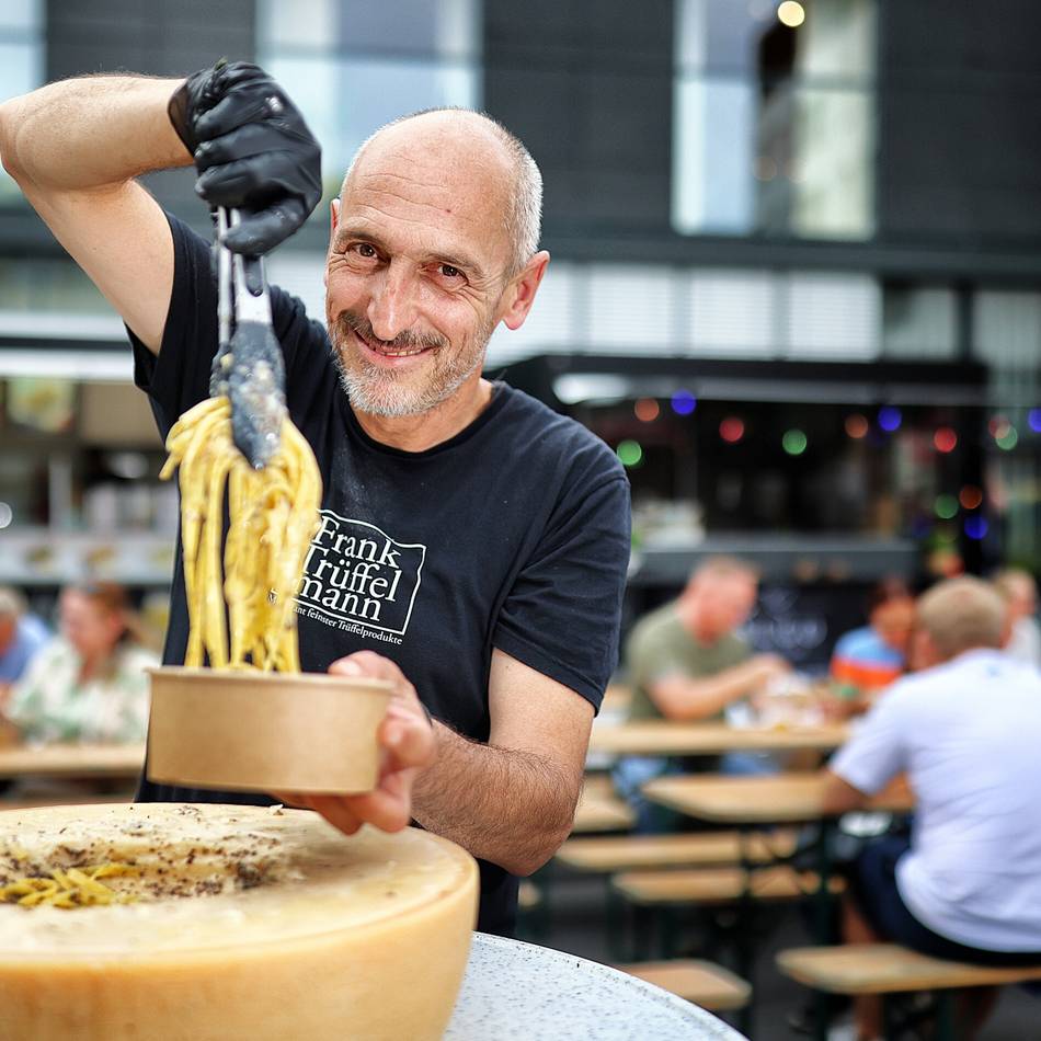 Aktionen in der Innenstadt: Street Food, Bürgerfestival und Künstlermarkt – Hilden feiert den Sommer