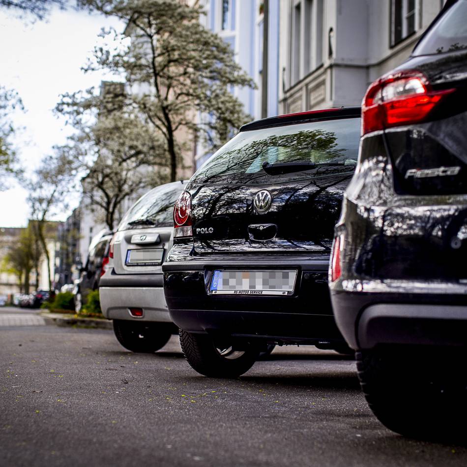 Verkehr in Düsseldorf: Günstiges Parken bis 2028? So ist das für Anwohner in Düsseldorf noch möglich