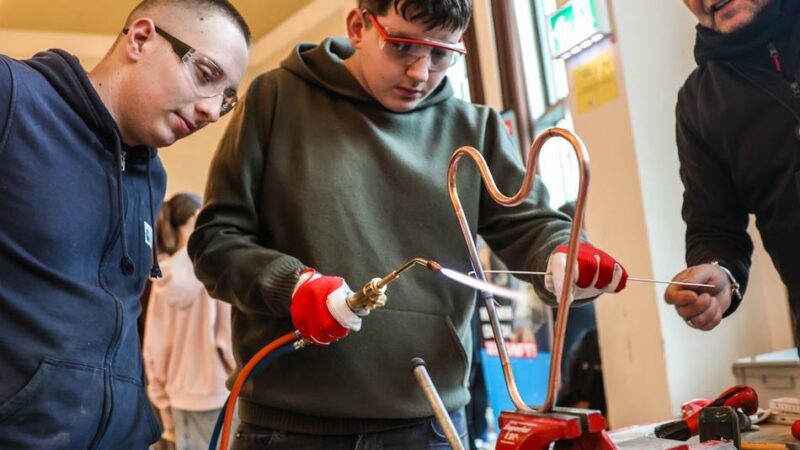 Schule in Düsseldorf: Gelernt wurde früher in einem Zimmer über der Kneipe