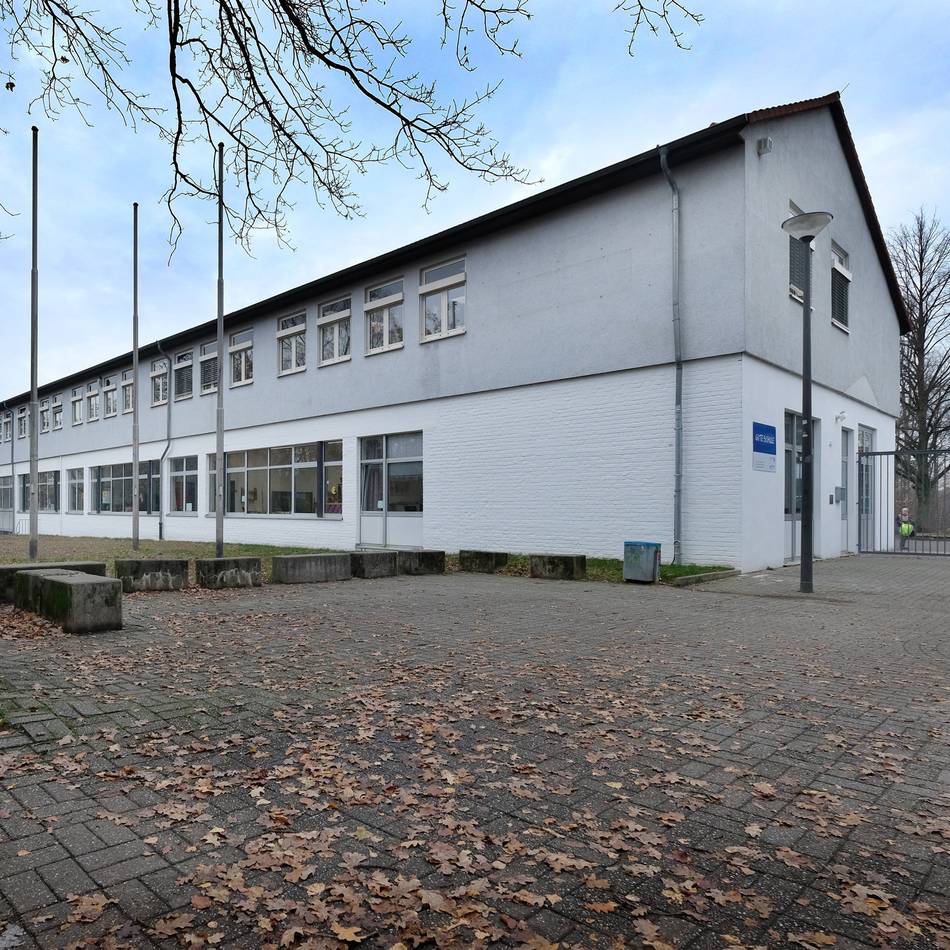 Schulbau in Heiligenhaus: Aufstockung verzögert sich – Container sollen helfen
