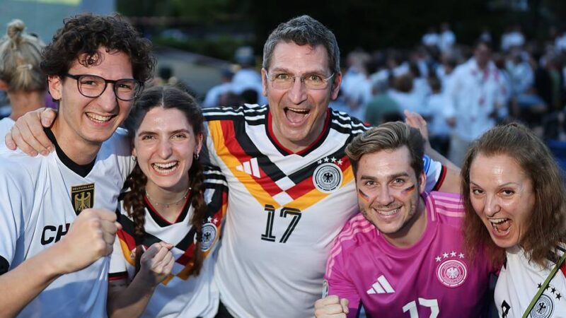 Public Viewing in Metzkausen: Bürgerverein zeigt DFB-Spiele unter freiem Himmel