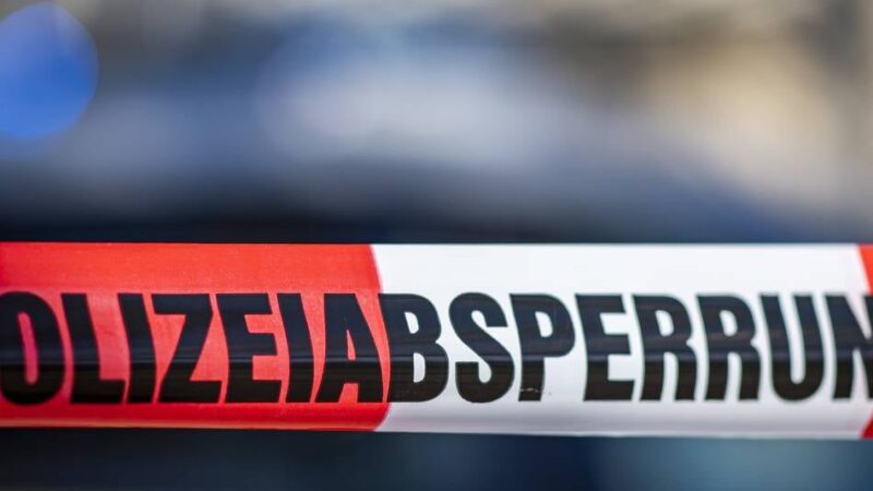 23-Jähriger außer Lebensgefahr: Schüsse an der Klosterstraße in Düsseldorf – Tatwaffe verschwunden