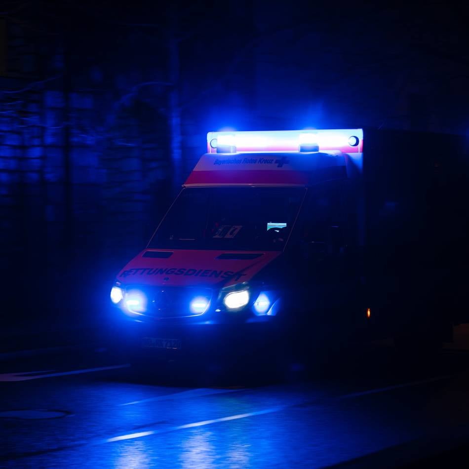 Unfall in Hilden: 72-Jähriger stürzt mit E-Bike und wird schwer verletzt