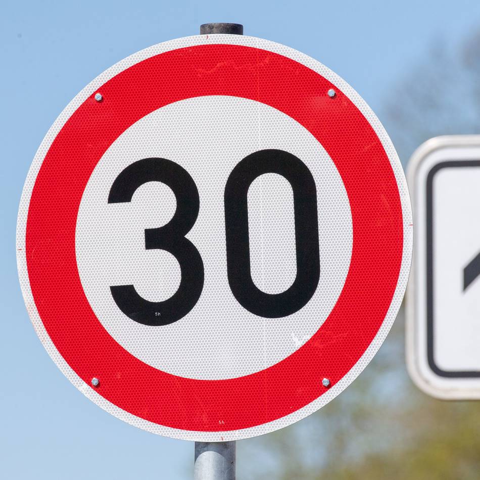 Verkehrspolitik Hilden: IHK kritisiert Tempo 30 auf Hildener Hauptstraßen scharf