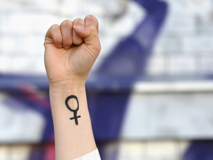 Podiumsdiskussion in Hilden: Was Antifeminismus mit Demokratie zu tun hat