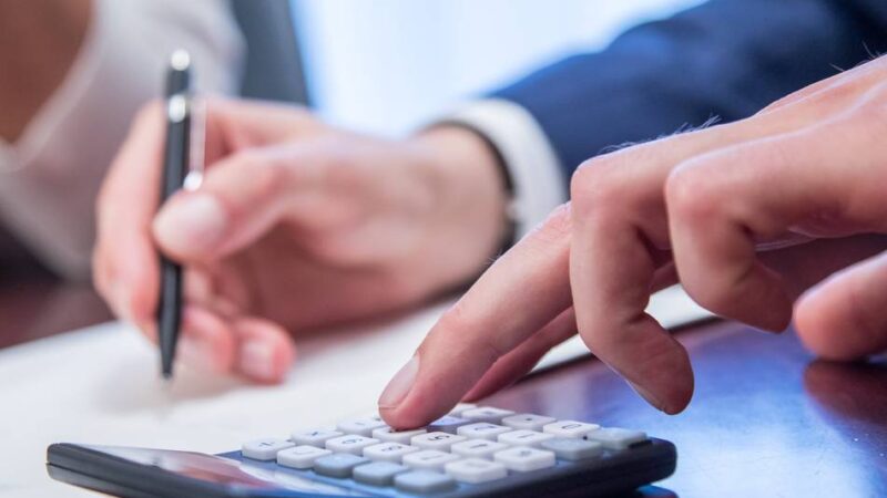Experte gibt Tipps in Meerbusch: Wie Selbstständige ihre Rentenlücke schließen können