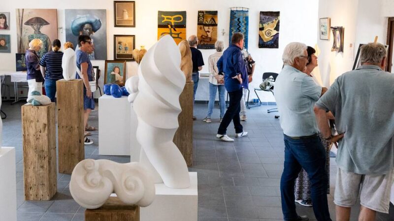 Haus Hohenbusch Erkelenz: Konzerte, Lesungen und Wachs-Malerei beim Kulturfest