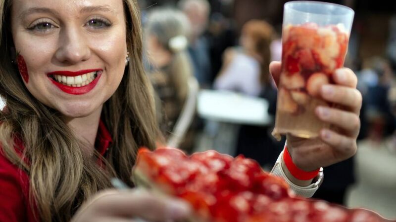 Erdbeerfest in Langenfeld-Richrath: 2000 Besucher, 100 Helfer – und eine Bowle-Köchin, die nie probiert