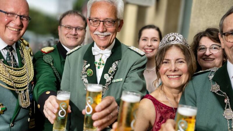 Schützen in Langenfeld: 100 Jahre Sankt-Hubertus-Schützen – ein Verein trotzt der Zeit