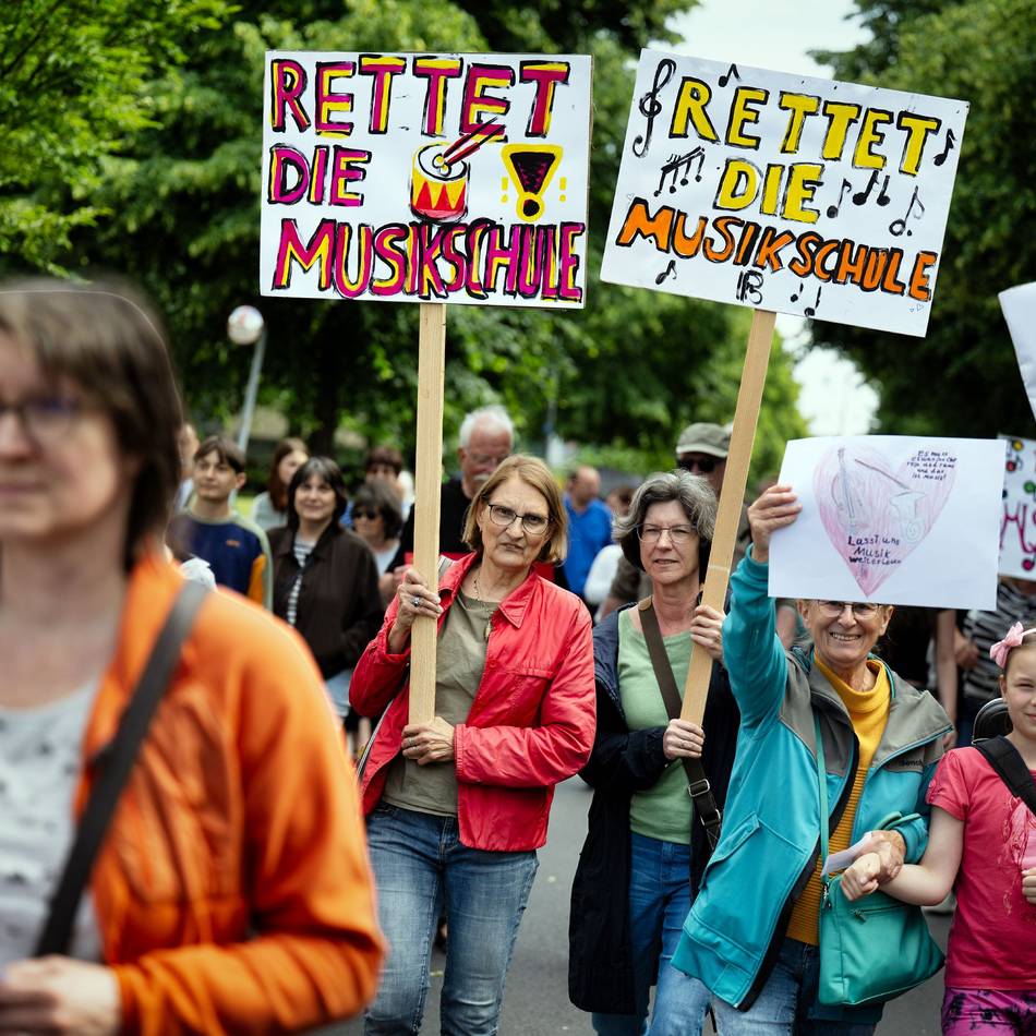 Sparpläne an Musik- und Kunstschule Leverkusen: OB: „Wir wollen nirgendwo, dass die Lichter ausgehen“