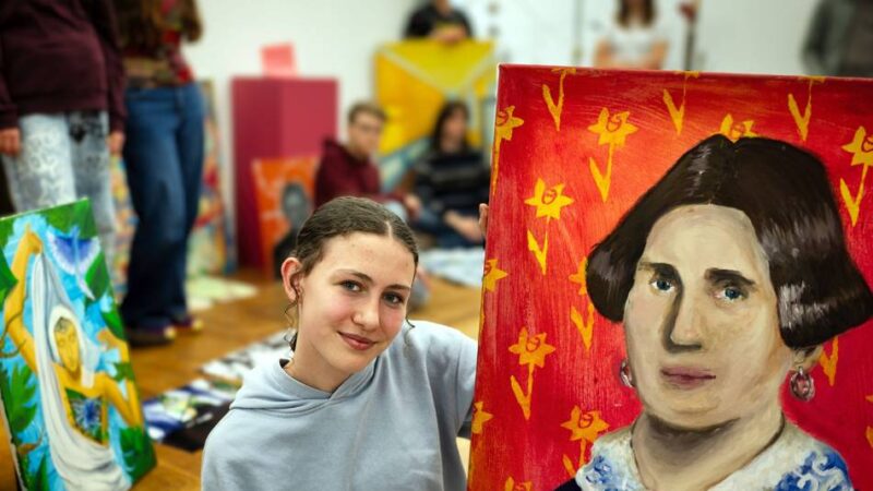 Ausstellung in Leverkusen: Wie Jugendliche Schloss Morsbroich und seine Bewohner sehen
