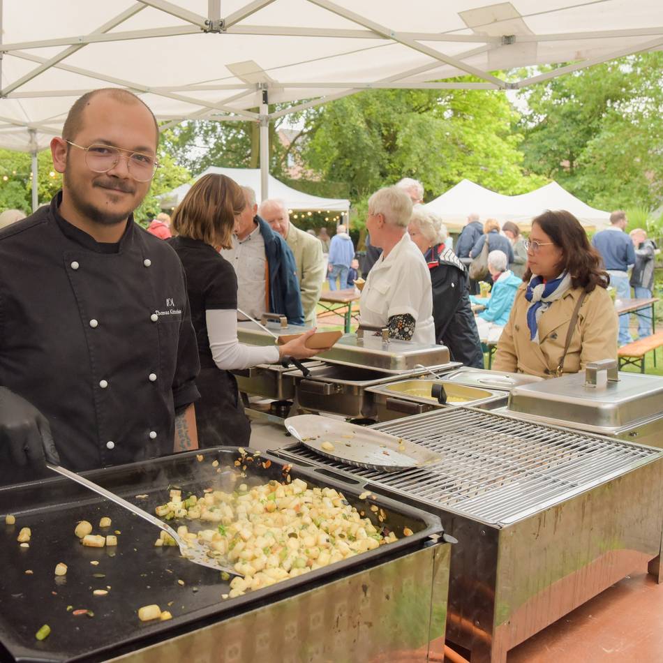 Spargelmarkt in Goch: Ein Fest für das königliche Gemüse von Kessel