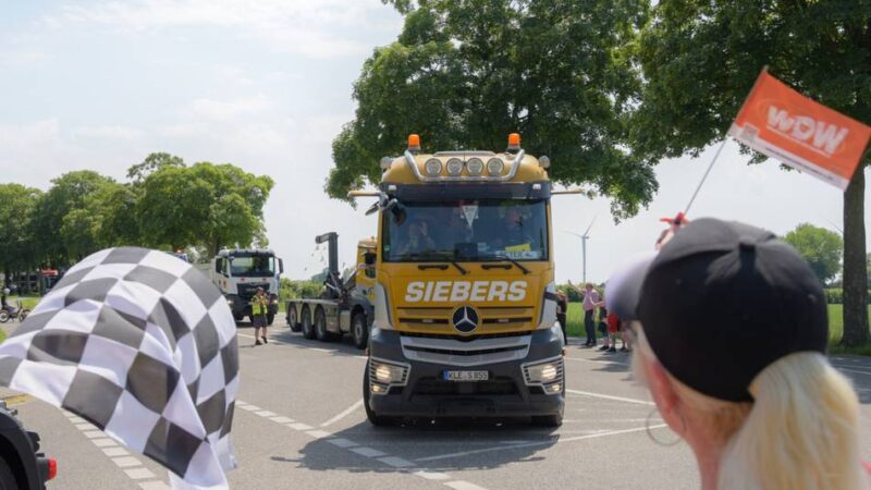 Wunderland on Wheels in Kalkar: Kernige Trucker sorgen für strahlende Kinderaugen
