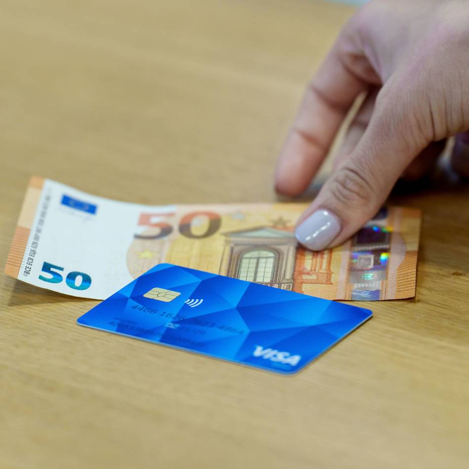 Neues System: Bezahlkarte für Geflüchtete steht in Kleve vor der Einführung