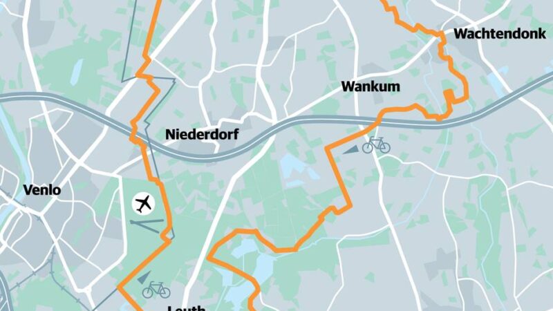 Radtour-Tipp am Niederrhein: Da steht ein Pferd in der Niers