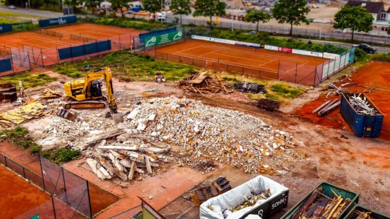 Knipprather Busch Monheim: Alte Tennisanlage weicht neuem Gewerbegebiet