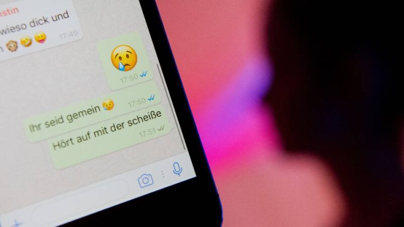 Veranstaltung im Ratssaal: Cybermobbing-Debatte: Betroffene kommen zu Wort