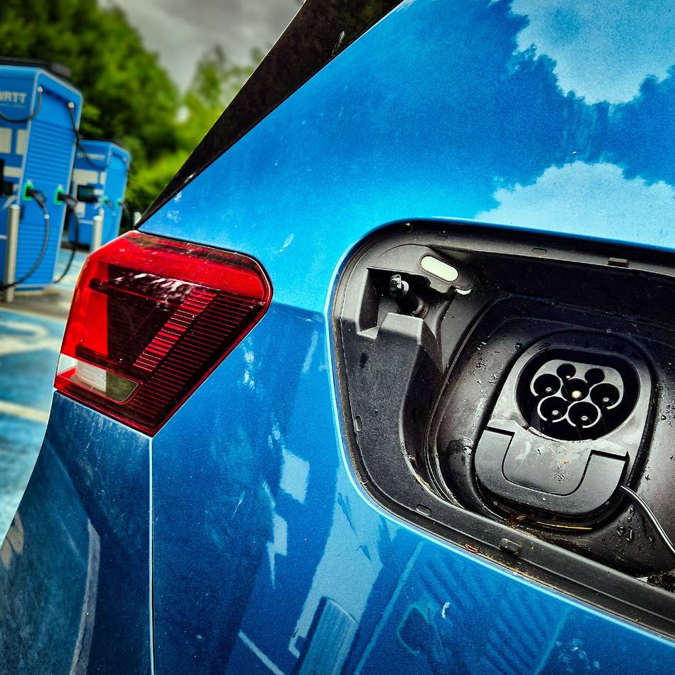 E-Mobilität in Langenfeld: Stadt plant mehr Ladepunkte bis 2030