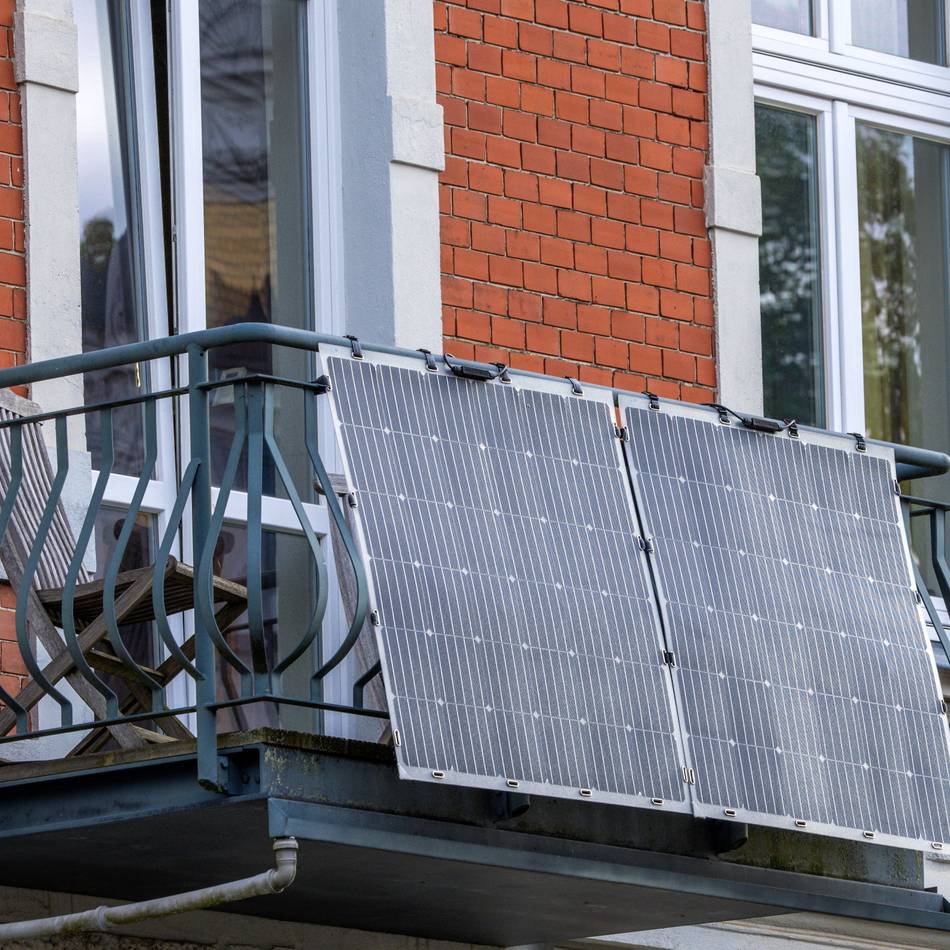 Solarstrom in Meerbusch: Bürokratie-Falle beim Balkonkraftwerk – so geht es einfacher
