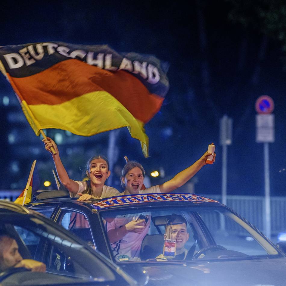 Kreis Mettmann: WM-Autokorsos – was erlaubt ist und was nicht