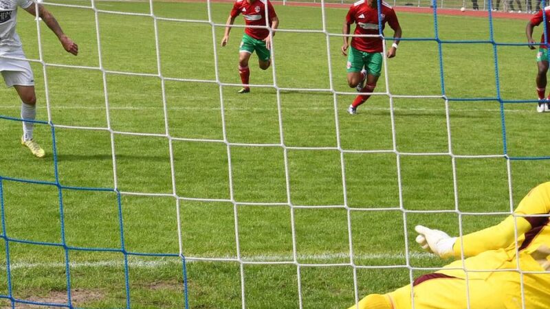 MSV verpasst in Meerbusch den Schritt Richtung Landesliga: Drei Elfmeter, Rot und Last-Minute-Ausgleich: Tomic kocht vor Wut