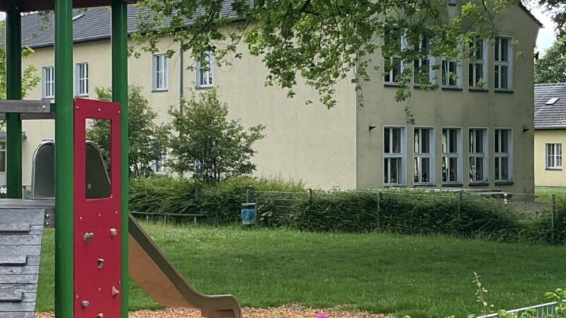 Ausschus und Stadtrat vertagen Entscheidung: Die Zukunft der Grundschulen in Dülken